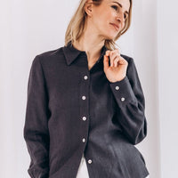 Zeitloses Hemd aus Leinen "Dina" - The Baltic Shop