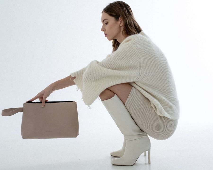 Armbandtasche aus veganem Leder - The Baltic Shop