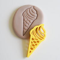 Ausstechformen für Knete "Pony" - The Baltic Shop