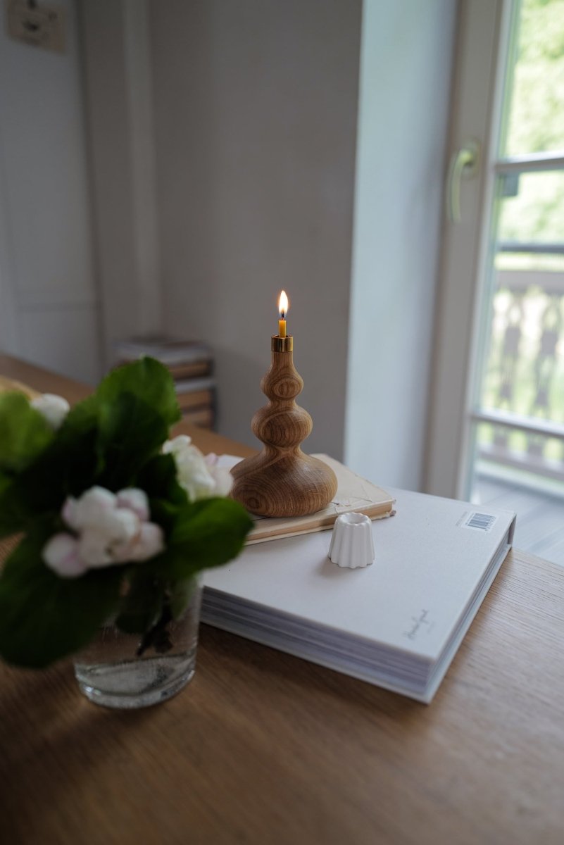 Kerzenhalter "Baum" aus Eiche - The Baltic Shop