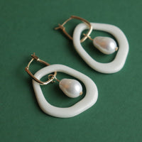 Ohrringe aus Porzellan "Arp" - The Baltic Shop