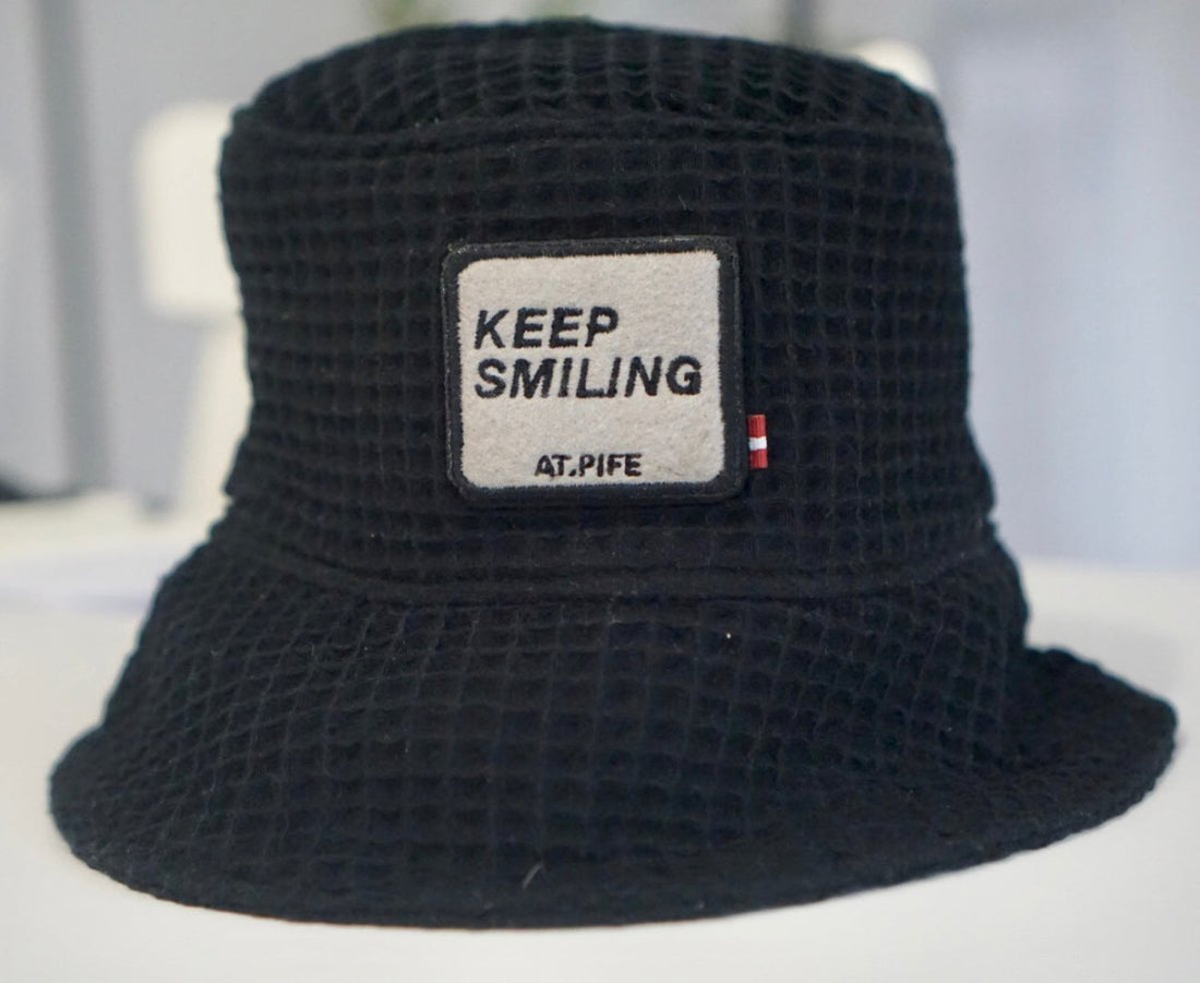 Patch für Eimerhut "Keep Smiling" - The Baltic Shop