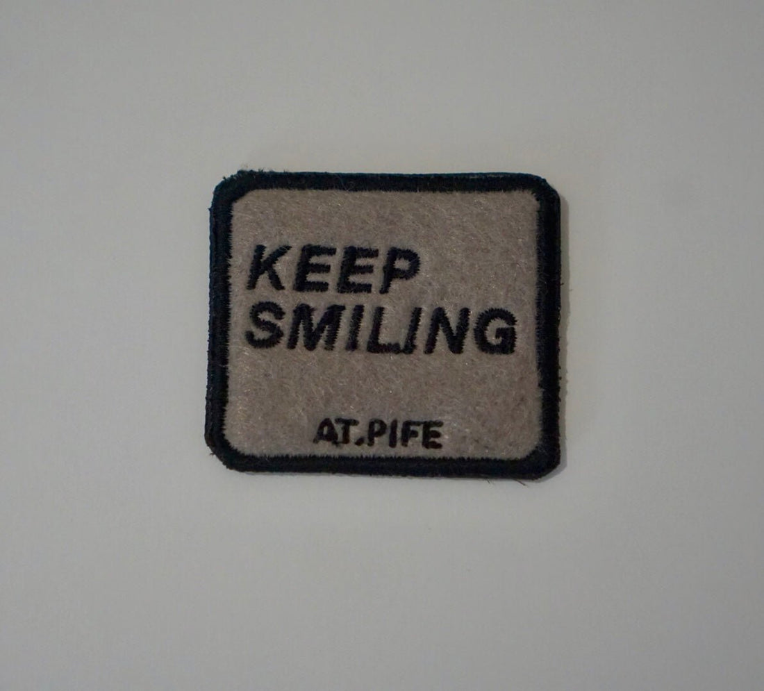 Patch für Eimerhut "Keep Smiling" - The Baltic Shop