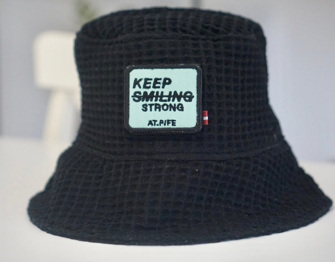 Patch für Eimerhut "Keep Strong" - The Baltic Shop