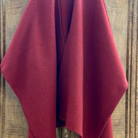 Poncho aus 100% Wolle in 2 Farben - The Baltic Shop