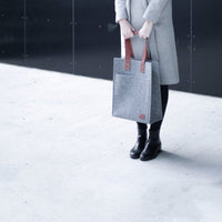 Tasche aus recyceltem Filz mit Ledergriff - The Baltic Shop