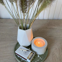 Vase in geometrischer Form für getrocknete Blumen - The Baltic Shop