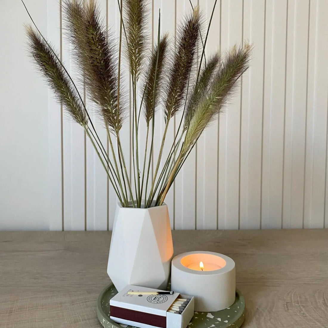 Vase in geometrischer Form für getrocknete Blumen - The Baltic Shop