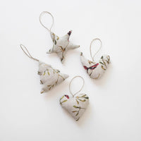 Weihnachtsbaumschmuck aus Naturleinen, 4er-Set - The Baltic Shop